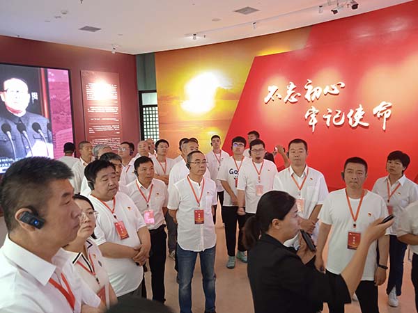 西柏坡红色教育基地 西柏坡红色教育基地