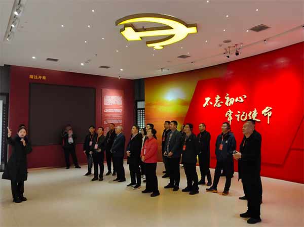 西柏坡红色教育基地：淬炼履职能力 赋能新征程